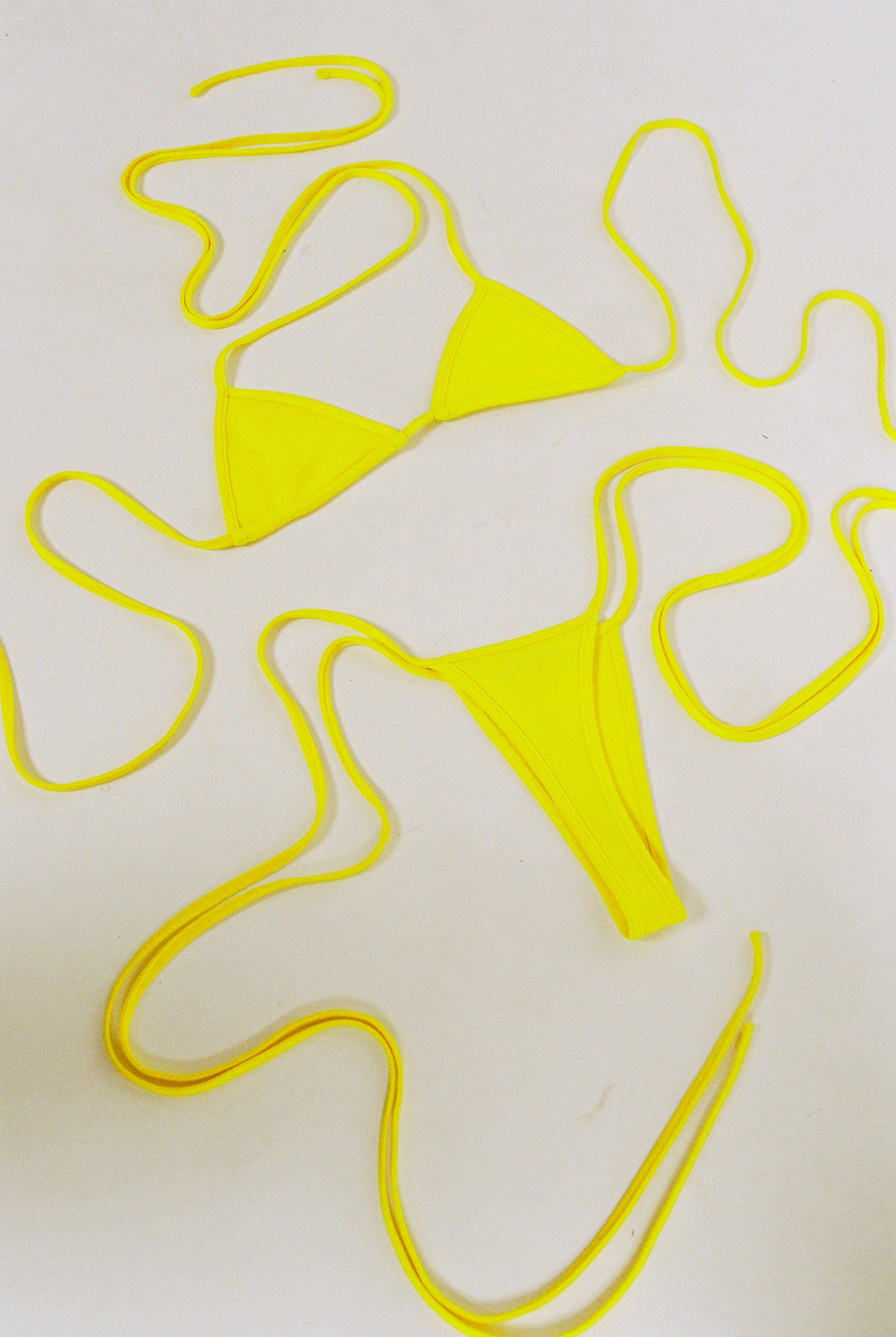 PRIMARY SUPERSTRING BIKINI